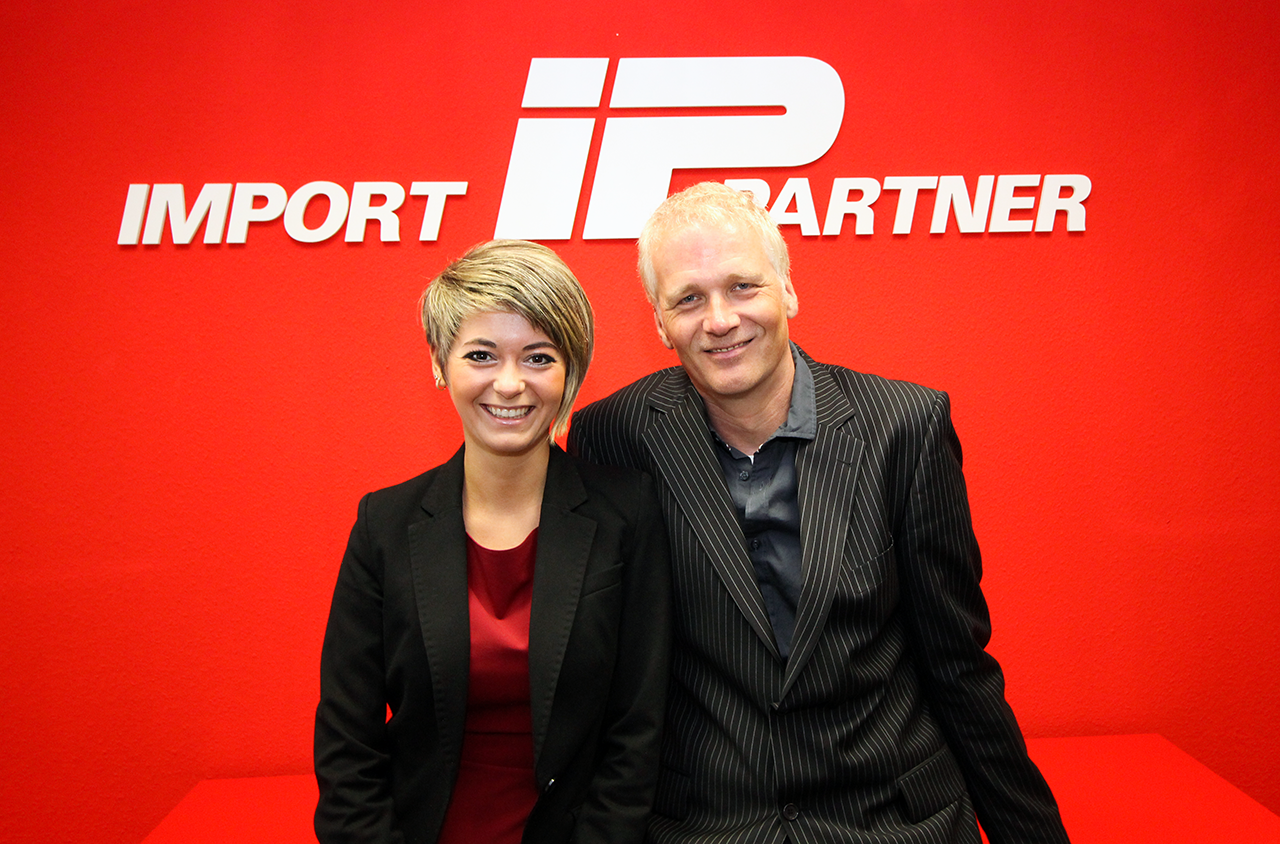 Das IMPORT PARTNER Team begrüßt Julia Kulikov und Uwe Berndt in seinen Reihen